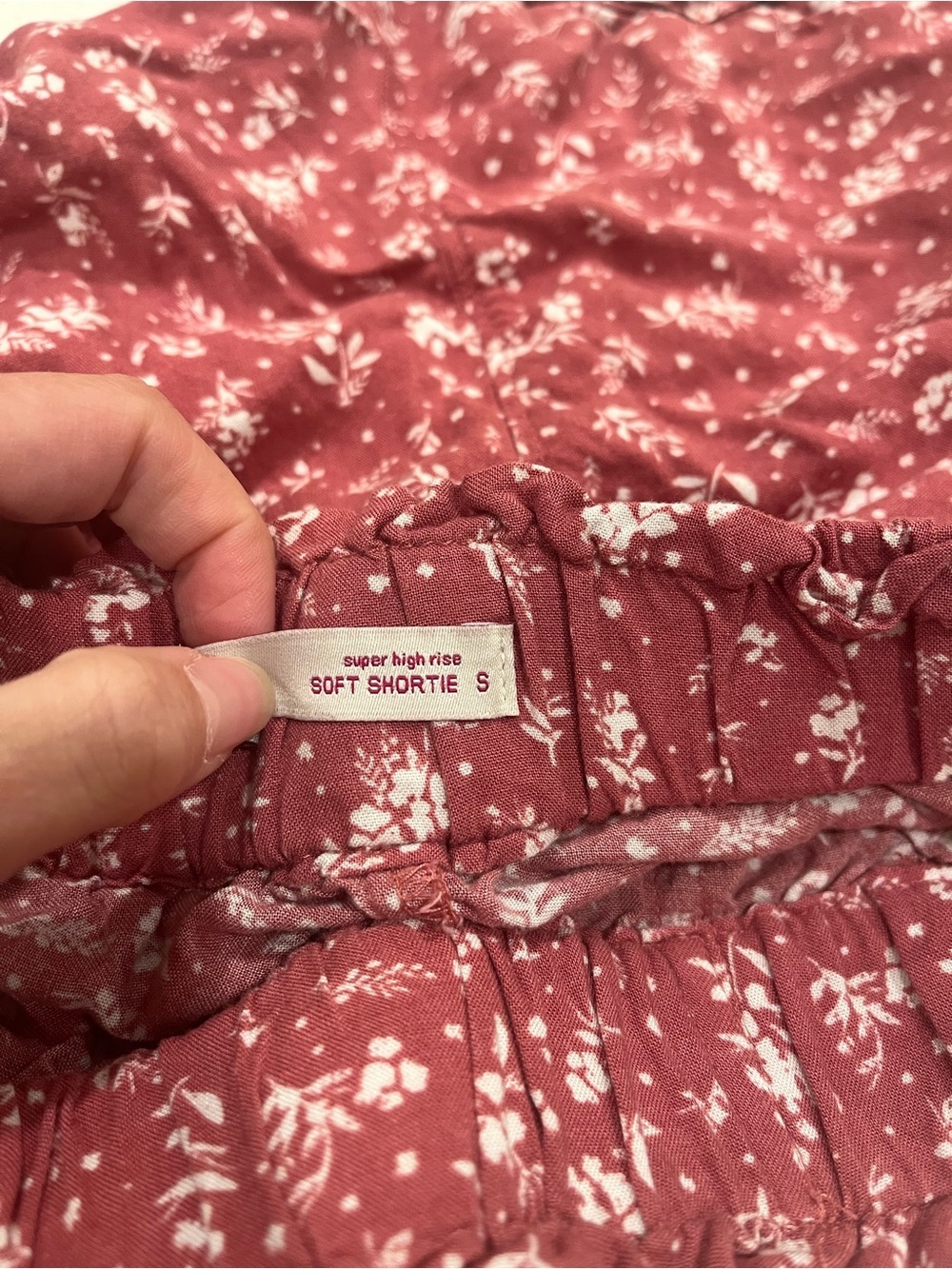 SO Super High Rise Soft Shortie Floral Print Shorts - Small Juniors - Picture 5 of 9